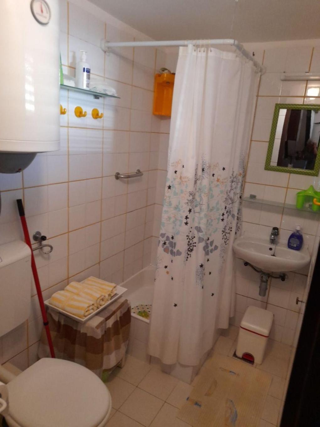 Apartment Danka - Affordable And At The Beach Brist Buitenkant foto